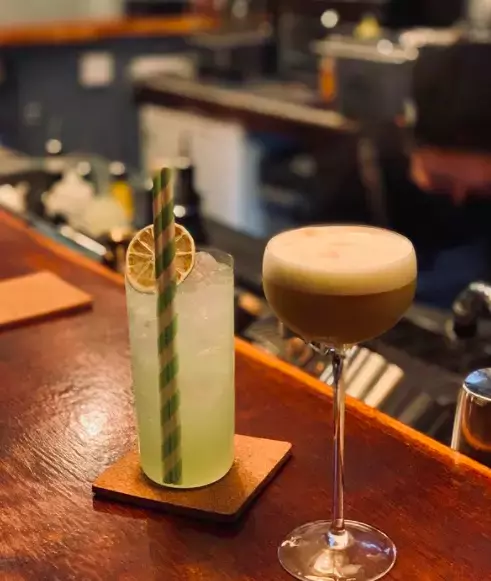 玩在獅城 新加坡這幾個氛圍感絕佳的Hidden bar喜歡品嘗美酒的你一定不能錯過