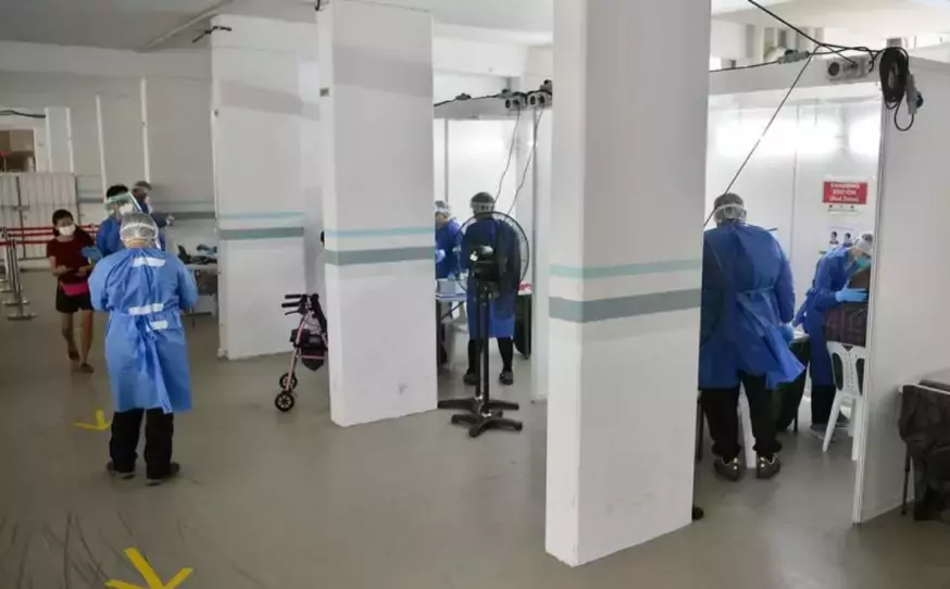 奧密克戎持續推高新加坡病例、部長堅持與“病毒共存”、首談“兩大毒株”誰更毒