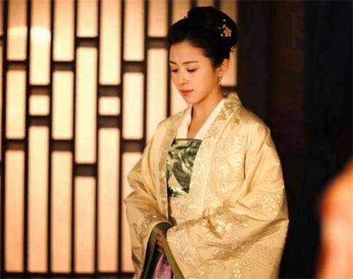 李光耀直言:汉字“缺陷”明显,不可能成为新加坡的通用语言