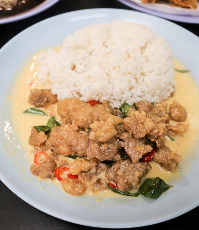 Far East Plaza平价煮炒,获得许多人的青睐