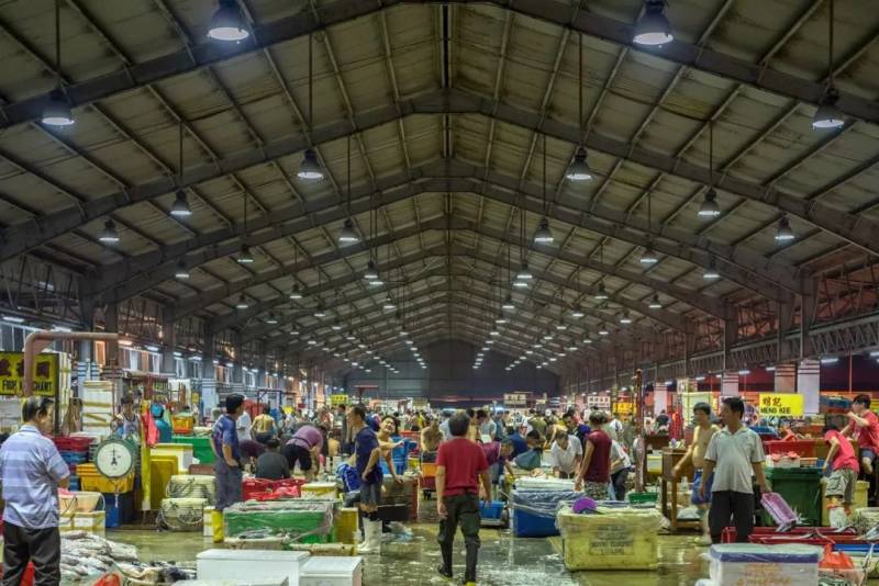 山遙路遠話裕廊