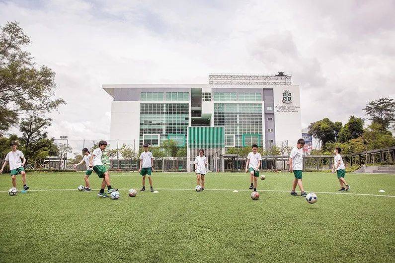 亞洲TOP10國際學校,光是新加坡霸屏三位