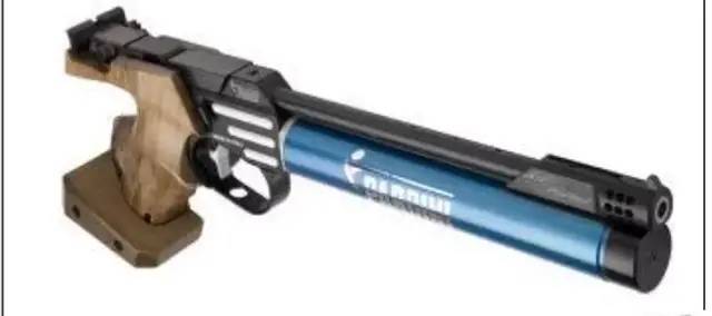 带防狼喷雾、玩具枪上街!你违法啦