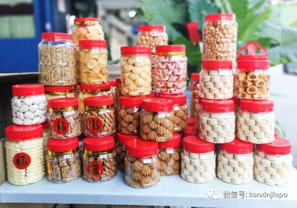 这群人收集年货,捐给客工同庆春节