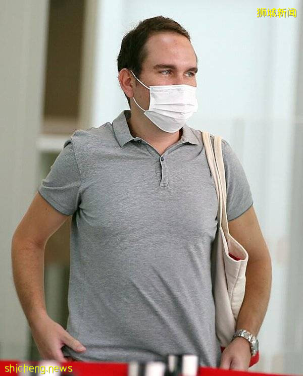 误当毒贩  洋汉把老快递员打到骨折