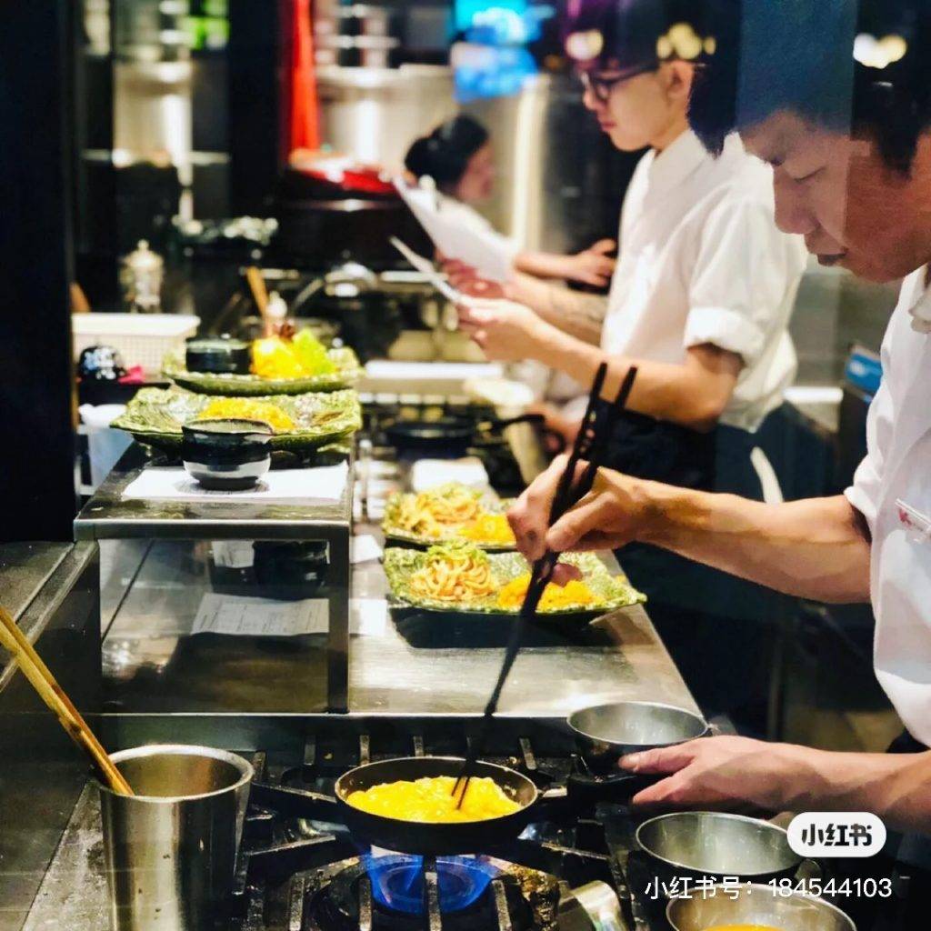 Bugis+排隊王🏆 會流心的雞蛋!爆火日式蛋包飯&面專賣店🤤 獨家銷魂好滋味