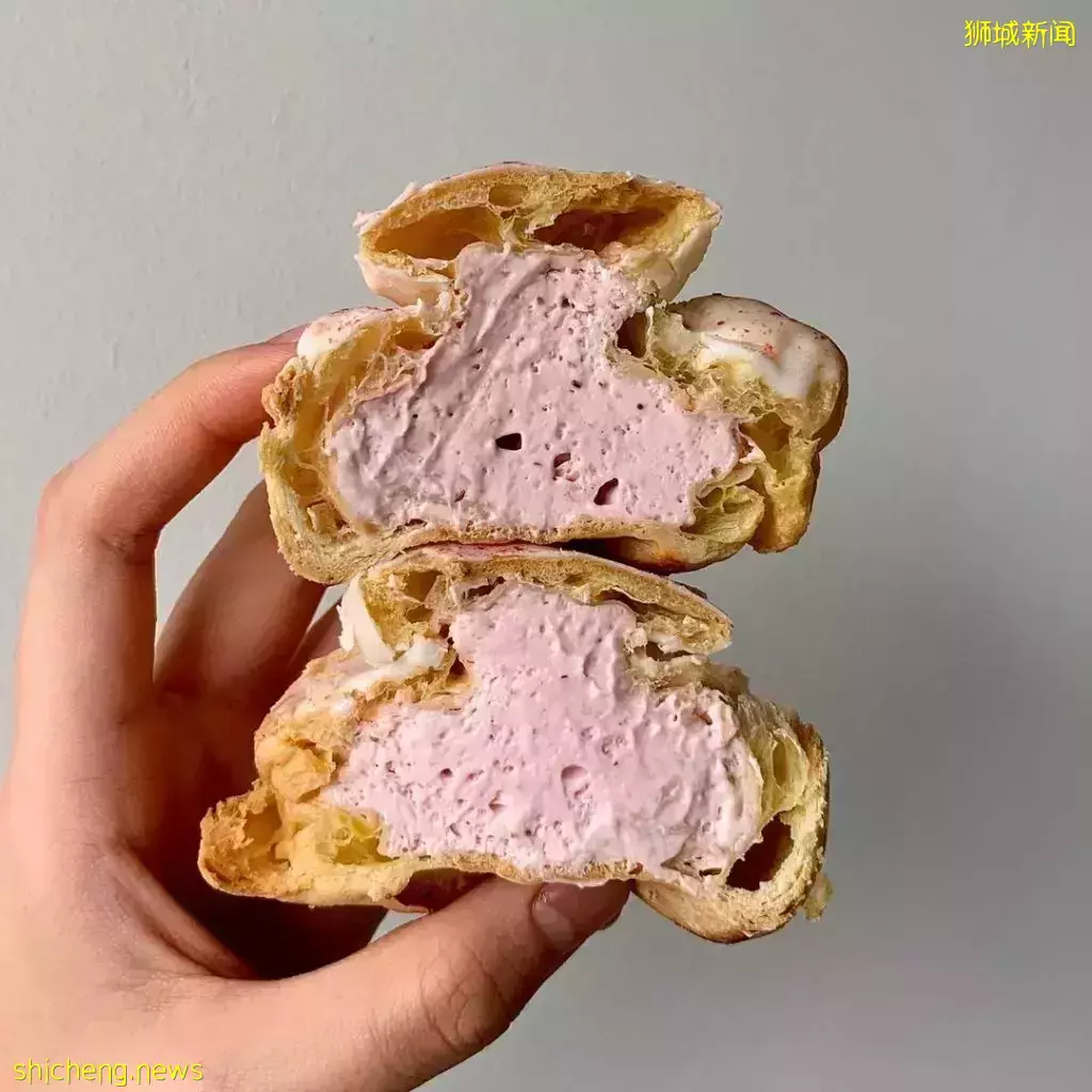 季节限定美食🤤 Beard Papa's草莓爆浆泡芙来了~ 一口下去奶油直接在嘴里炸开