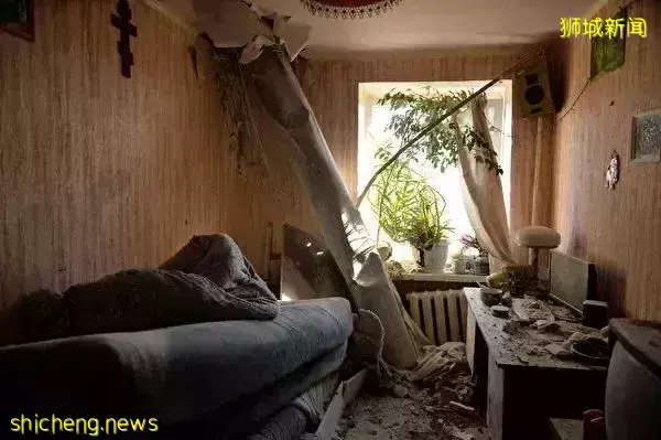 乌克兰人蜂拥逃走、多国撤侨，这个新加坡人却不想走