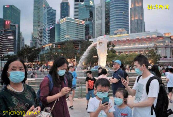 村长喊话：新加坡当下疫情或比去年更危险，在家呆着别瞎跑