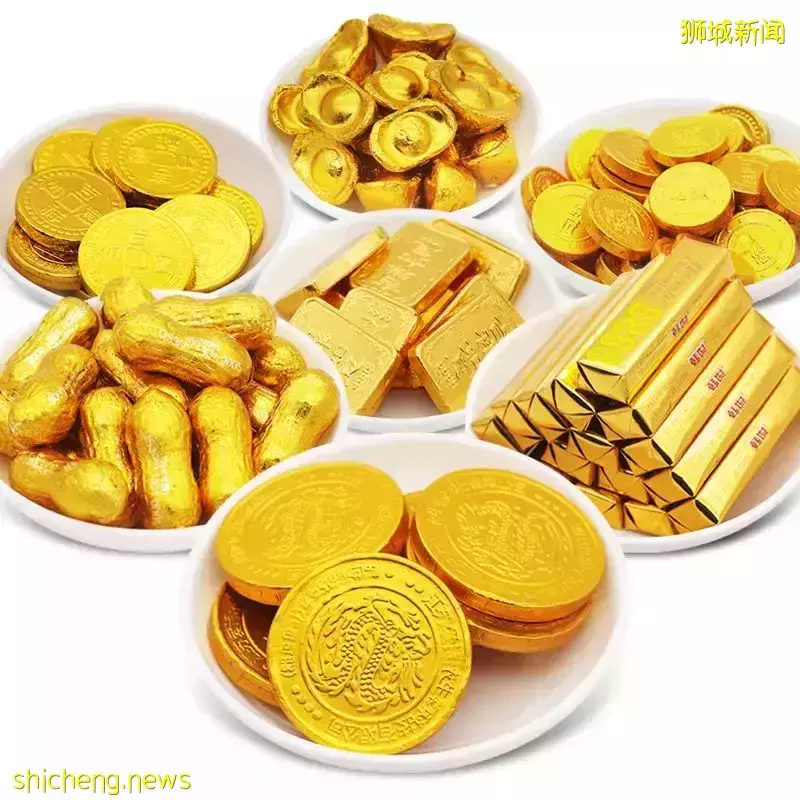 著名大學過年發“冥錢紅包”,學生怒請願!新加坡總理夫人也發話