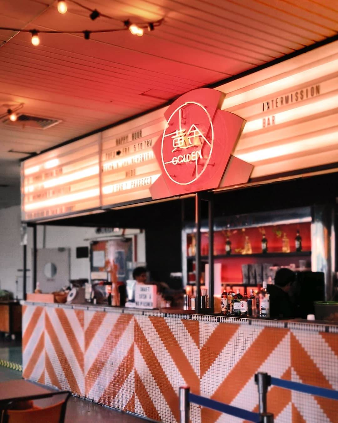 複古藝術空間⏳ 新加坡小衆+獨立電影院The Projector🎬 懷舊影院保留老派魅力!