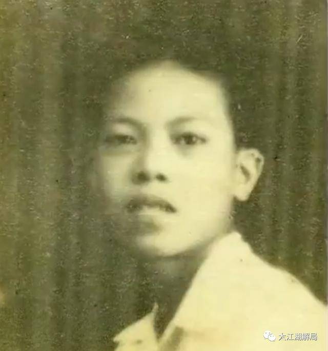 潮汕窮小子,跑去新加坡賺1420億,成一國首富