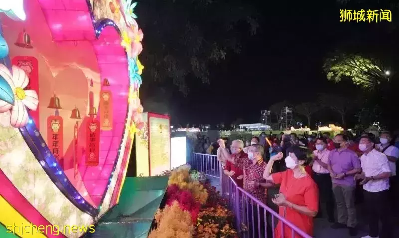 獅城“春到河畔”迎新年　逾400人歡慶壬寅年