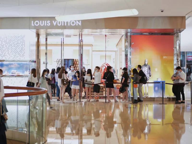 今年國慶,中國幾乎沒人出國!新加坡急了,突然宣布進一步開放邊境