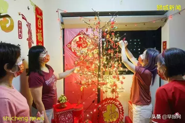 今年虽没年三十 新加坡家家户户照旧活出年味