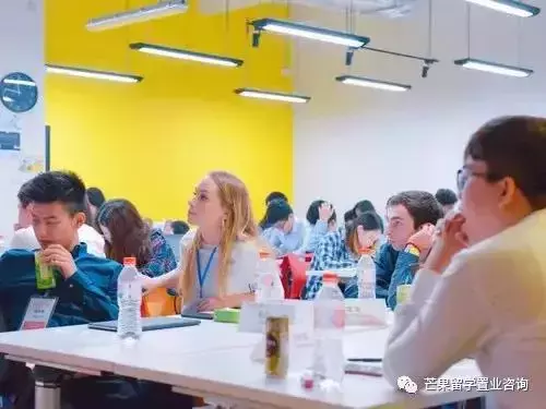 总理夫人发文力挺!请收起对新加坡私立高等院校的偏见