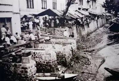 原來，新加坡已經搞了這麽多年“地攤經濟”