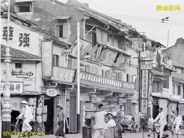 新加坡曾被英國殖民一百多年,爲何不恨英國,反加入英聯邦呢