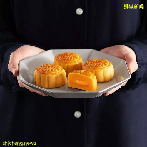 今年香港美心月饼首次推出Minions迷你兵团不倒翁月饼礼盒让你嗨翻中秋