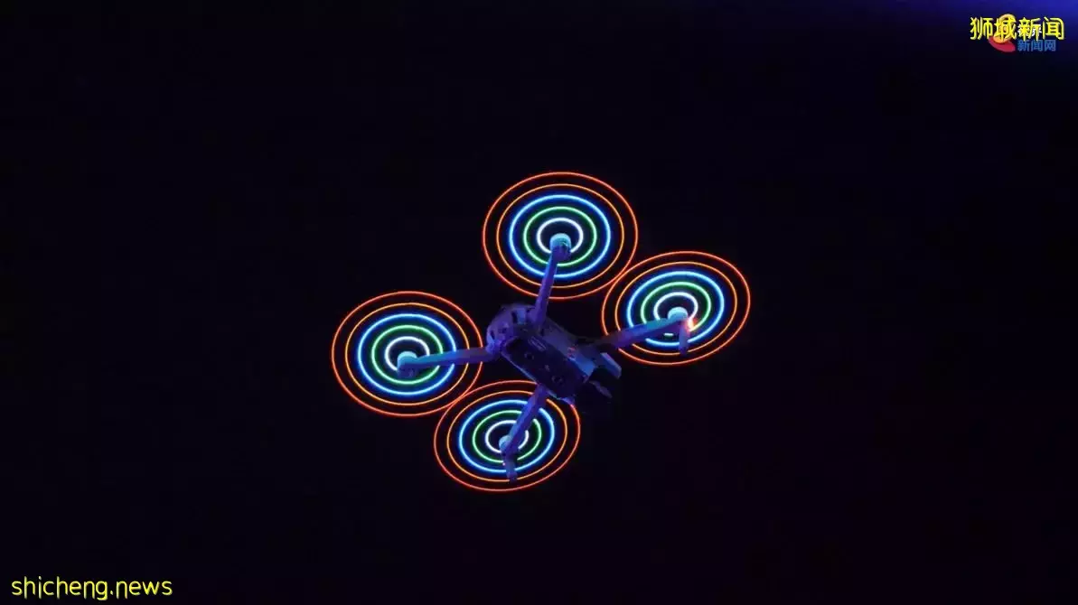 照亮新加坡时隔两年复办 首次纳入无人机活动