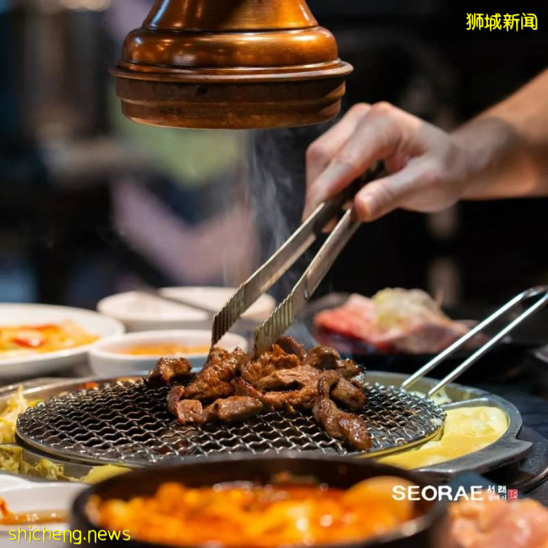 沒有什麽比烤肉更有人間煙火的美食了,獅城那些“滋滋”作響的烤肉,在向你招手