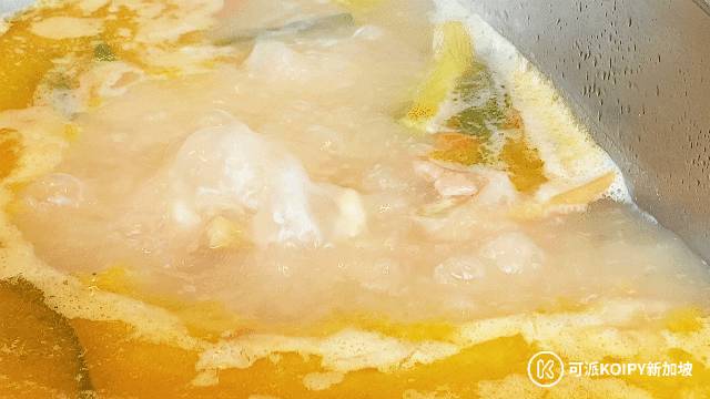 人均$20不到的火鍋+炒菜自助!任點任吃,吃到扶牆出