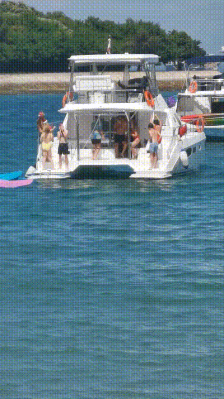 下周,這對武漢夫婦開始在新加坡坐牢!遣返後永久禁入!這些外國人也被撤銷PR、准證