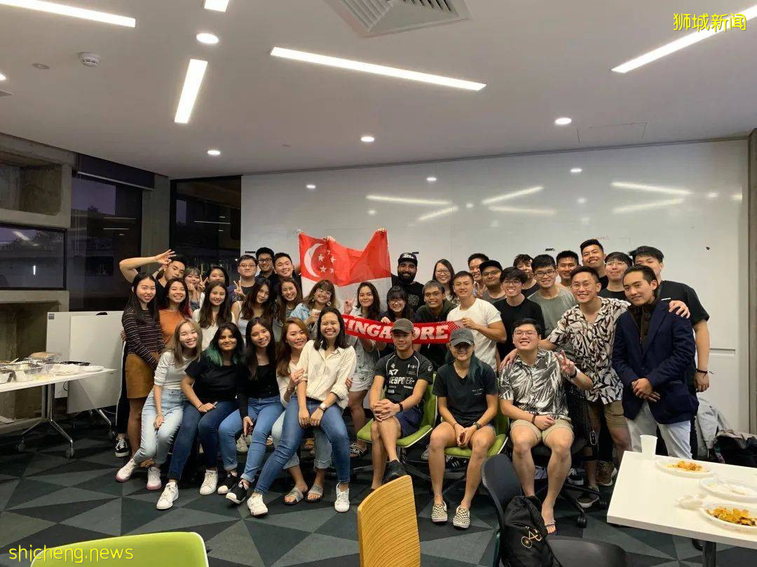 专科毕业一年就获硕士文凭?坐火箭晋升学历的新加坡专升硕