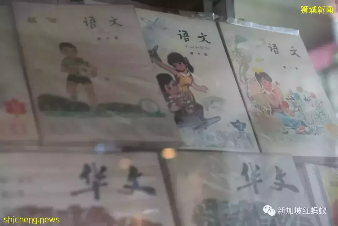 【世界讀書日】新加坡這家“書山書海”的店藏著一位最懂書的老板