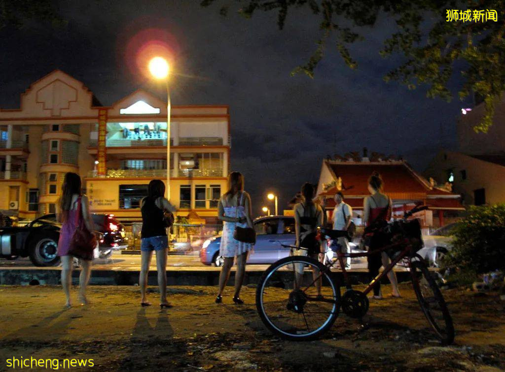 仅7天,新加坡警察突击154家店!芽笼性工作者转行送餐