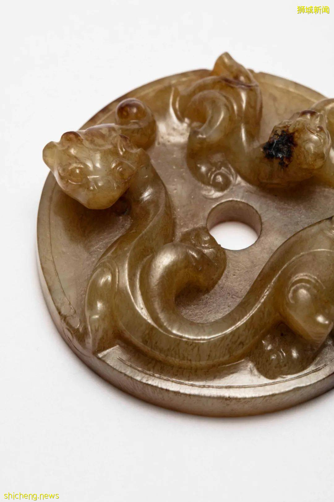 海外珍藏青瓷、建盞等瓷中奇葩荟聚獅城,新加坡國際必買好物清單