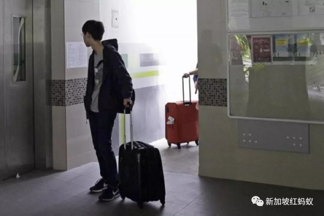 防疫惊险录：中国回来的室友在家休缺席假　我们全家如临大敌