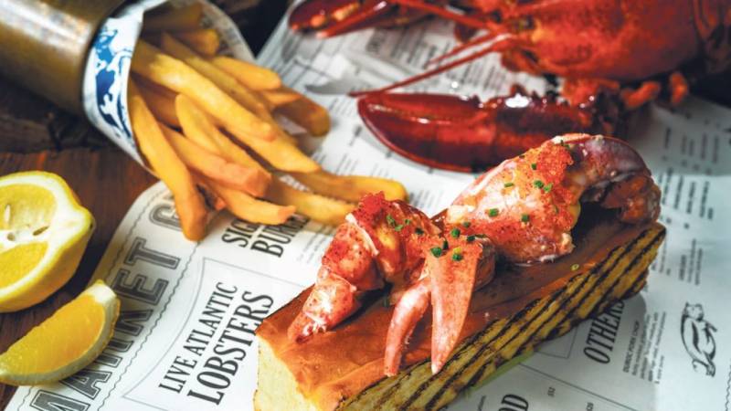 新加坡人气龙虾卷大盘点！不止有Luke's Lobster哦~~低至18新币起也可以吃到龙虾卷