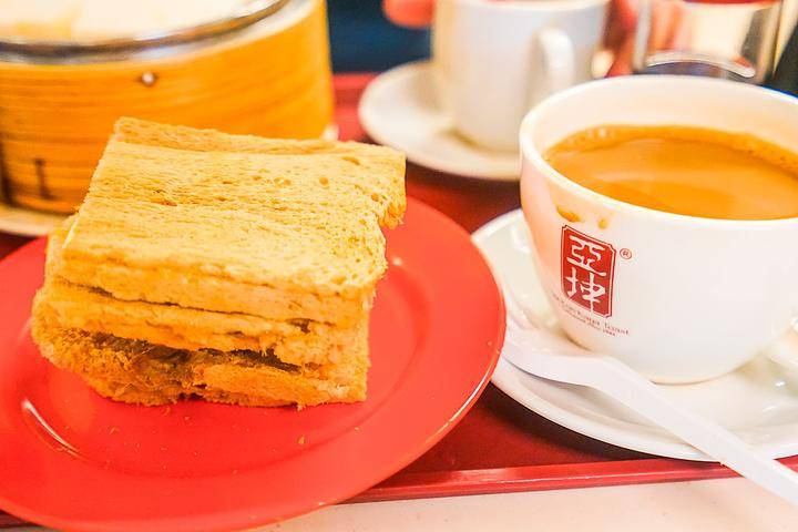 新加坡 吸引人们来,靠的不仅是颜值,还有才华