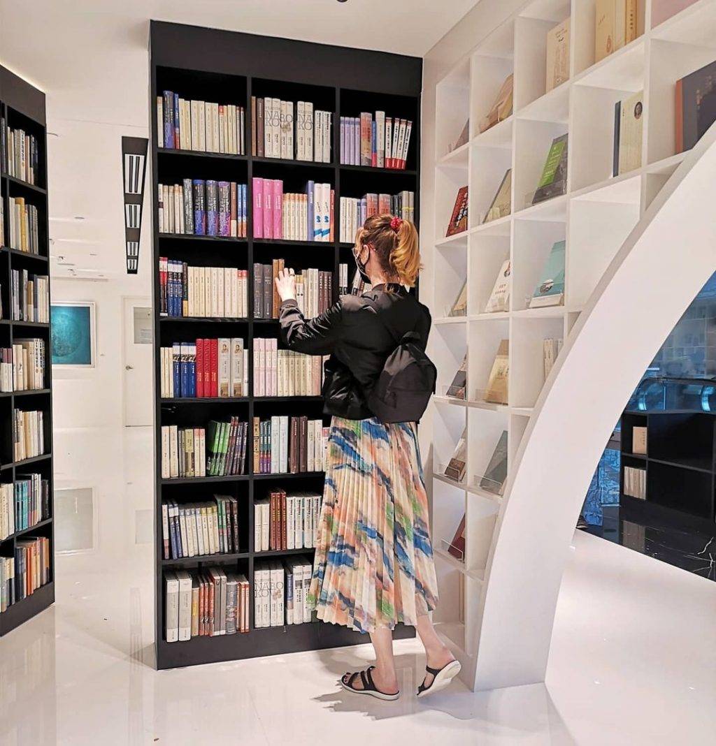 读书拍照两不误😏新加坡6间高颜值图书馆📖享受阅读生活,打卡魔人必须冲📷