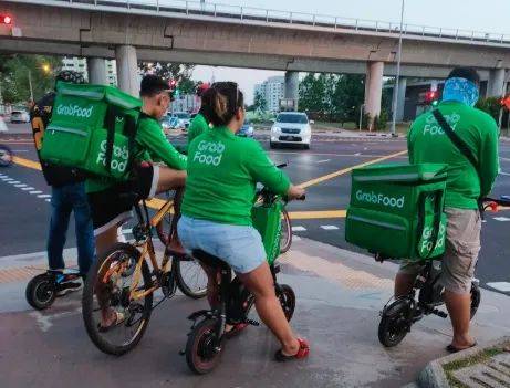 新加坡討債又出新招，同時點幾個外賣到家門口，讓你付錢