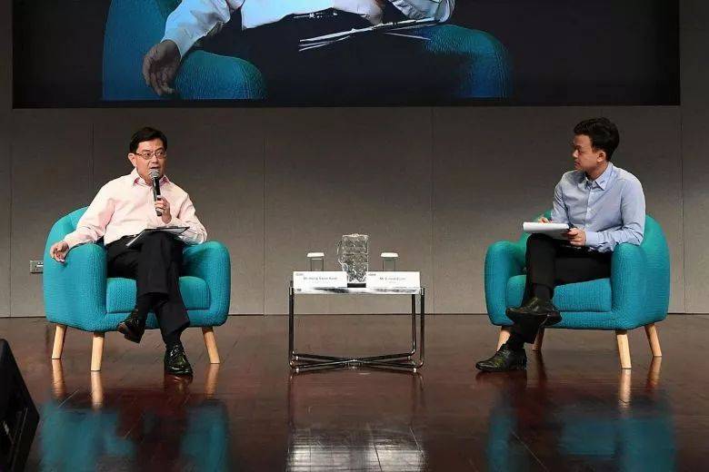 新加坡生育率又創新低！移民政策會放寬嗎