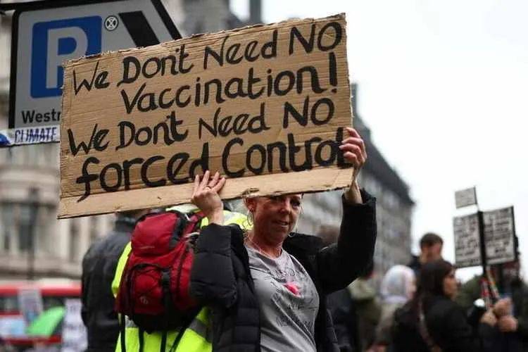 再次封城!德国、法国刚刚宣布!英国意大利一团乱!新加坡又危险了?