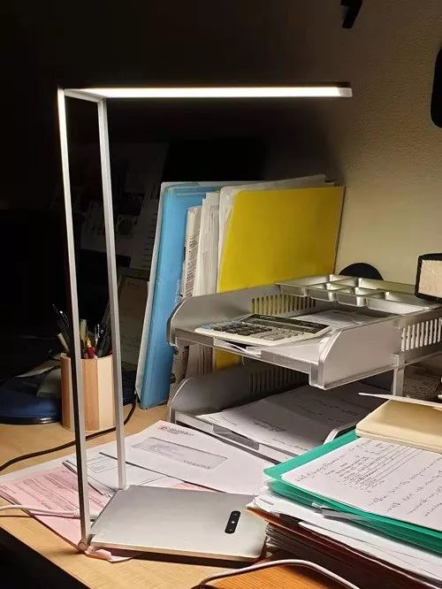 天啊,大部分人用的灯不仅会伤眼睛还会致癌!!!