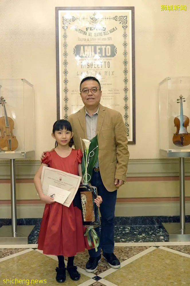 2歲半學琴，11歲拿下國際大賽冠軍，這位14歲新加坡小提琴家，是如何一路走來的