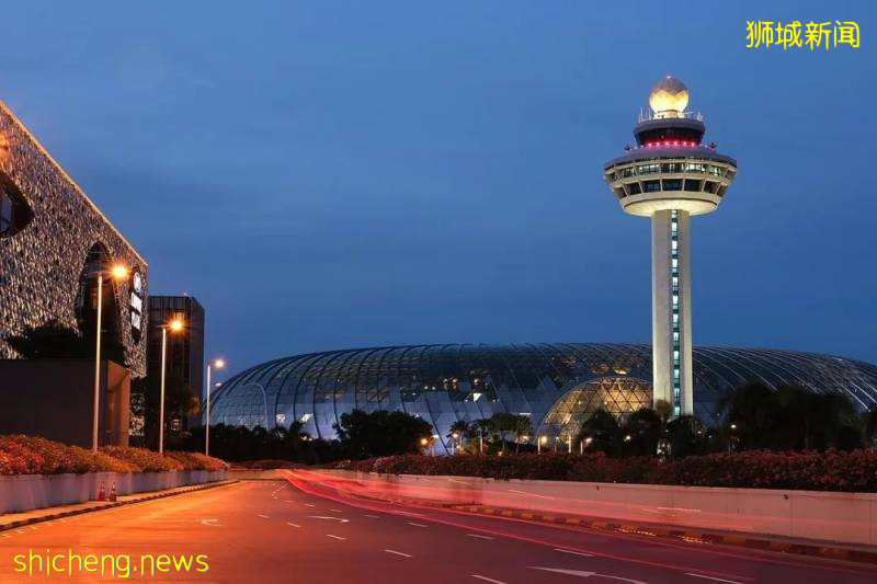 新加坡人如何看待解封後的生活?五成民衆取消出國旅遊,三成民衆謝絕聚會活動!