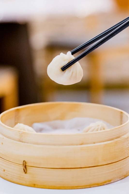 三人行新店開業!三人來吃就送招牌菜!全島三店同慶