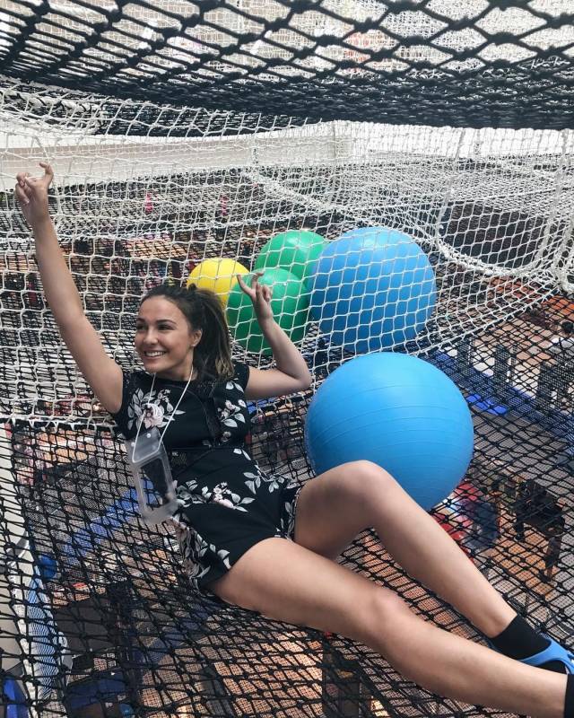 新加坡Airzone全世界首个悬空游乐场🎪 大型空中海洋球 + 网上漫步,好玩到不想回家