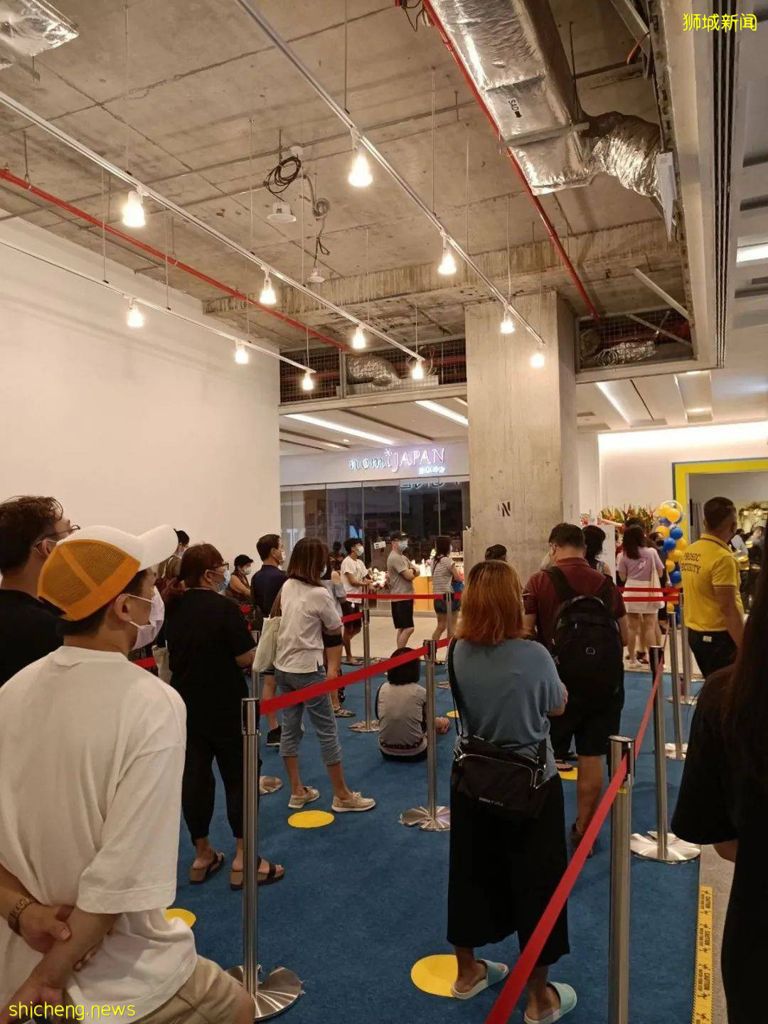 實拍!新加坡西部宜家新店開業擠爆了,門外等了2000人