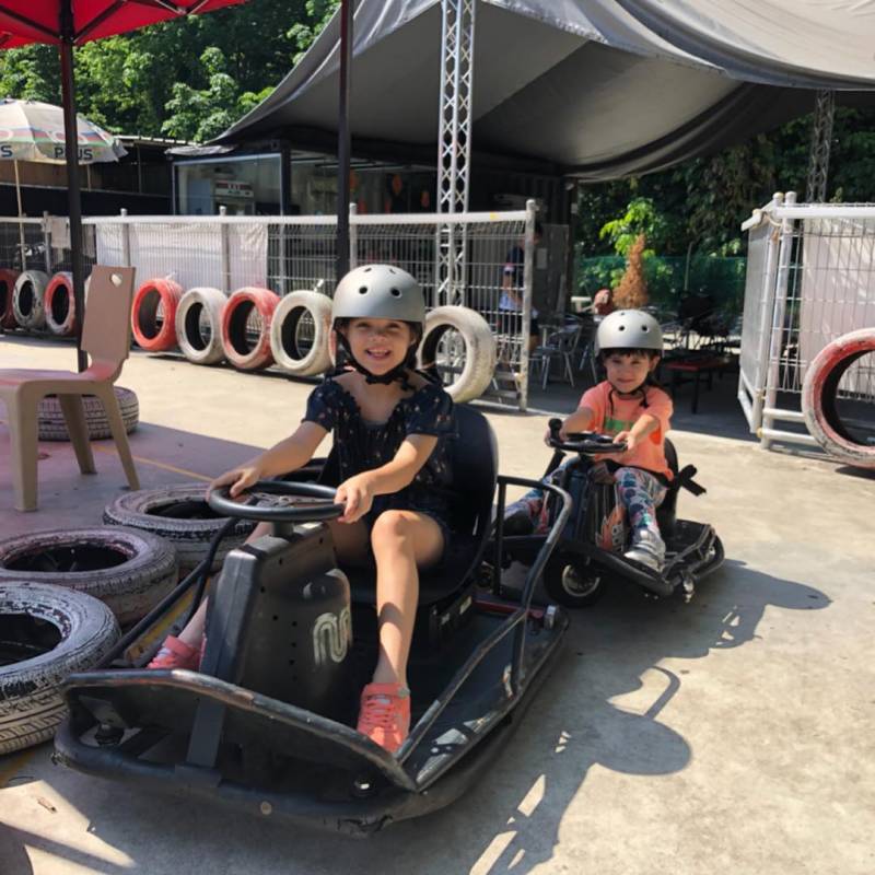 義順漂移卡丁車!Maximum Drift Karting Arena 極速漂移+高難度彎道🏎️ 感受“飛”一般的賽車體驗