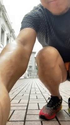 新奇!新加坡部長間流行做“俯臥撐”,女部長也來挑戰