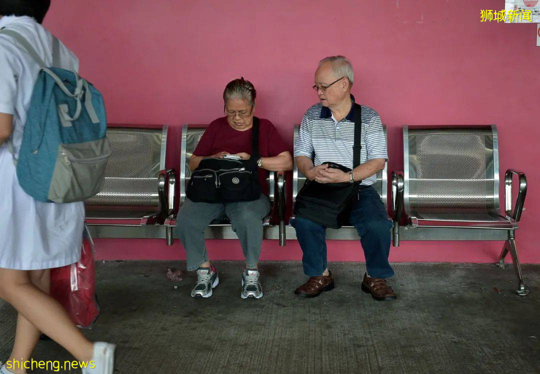 這些國家已成功和病毒共存：徹底解封，街頭到處是人！新加坡還有多遠