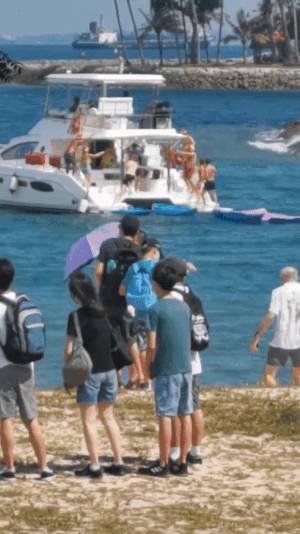 圣诞节岛屿游艇多人派对?你们被拍下了!全新加坡看着你呢