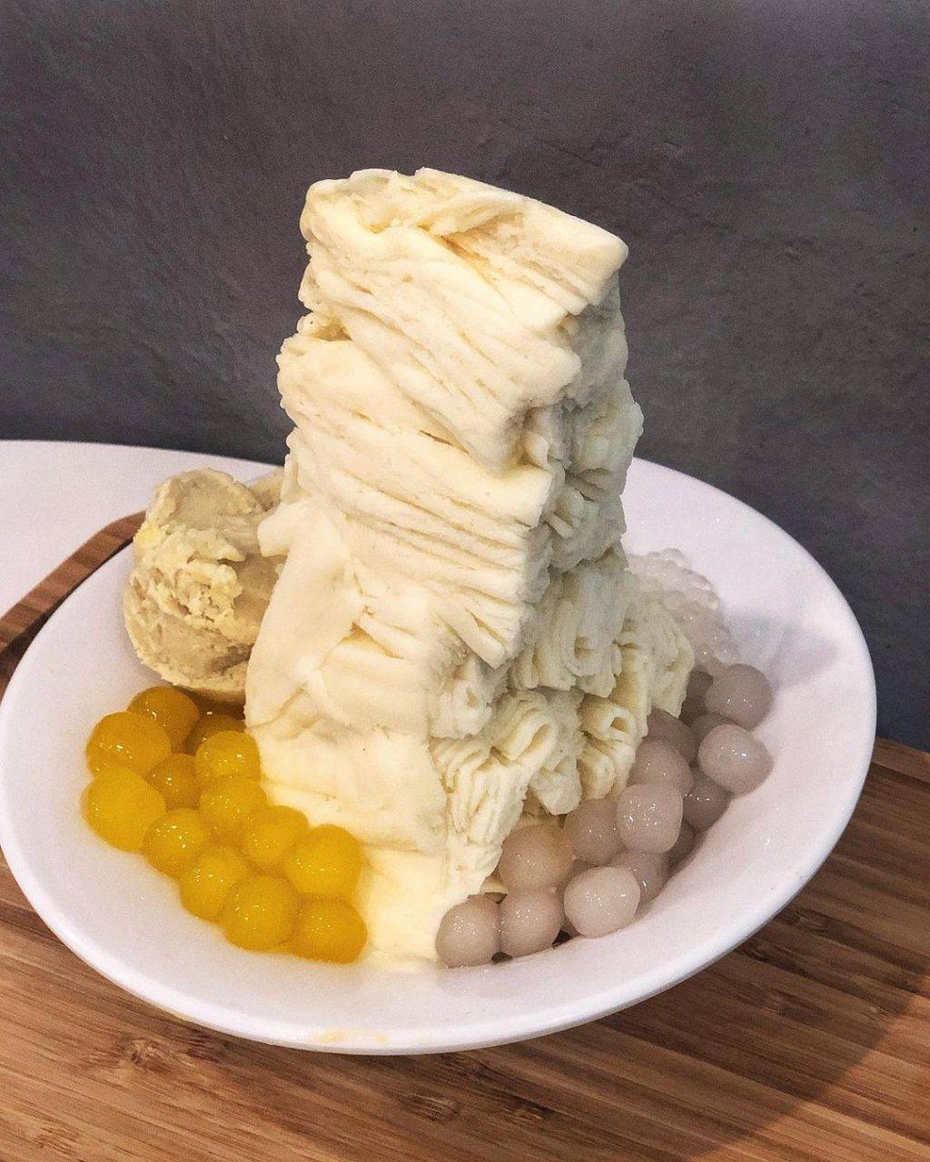 像山一樣高的綿綿冰⛰記得吃甜品均價$7💰入口即化、解暑清熱，冰涼清爽透心涼🧊