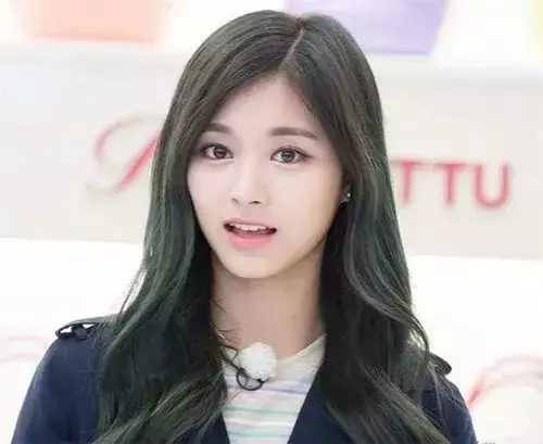 100個全球最帥的男人,新加坡無人上榜!他居然第一,撞臉王力宏、當過和尚,現被判入獄